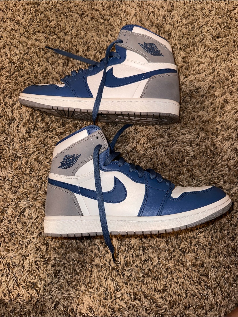 Nike Air Jordan 1 High - White, Blue, Gray